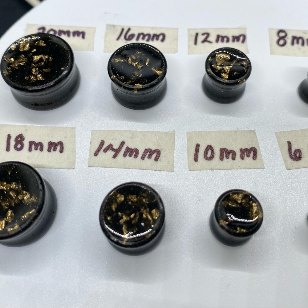 8pcs black gold leaf Ear Gauges Ear Plugs Stretching Kit Tunnels Expander set - Picture 3 of 4